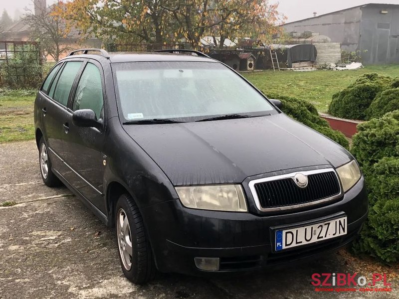 2001' Skoda Fabia photo #4