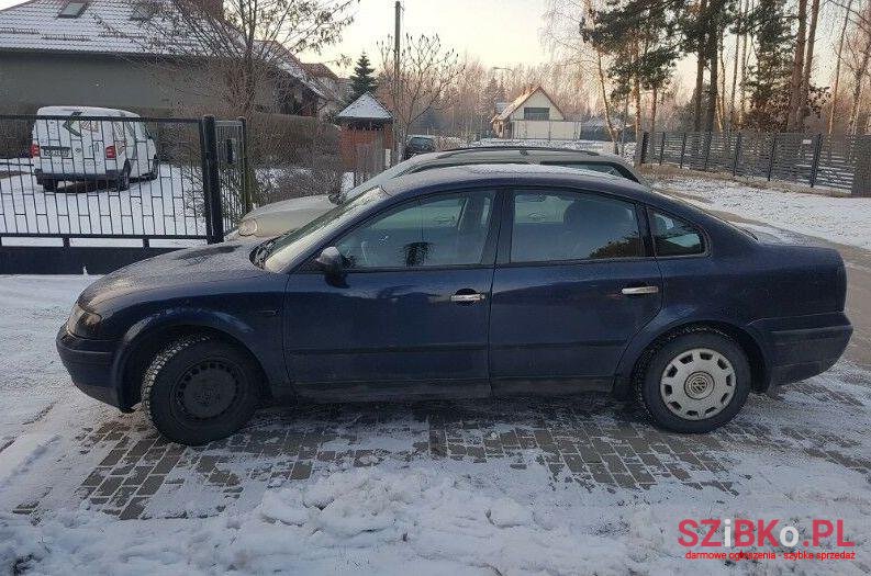 1996' Volkswagen Passat photo #2