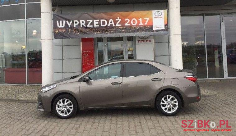 2017' Toyota Corolla photo #1