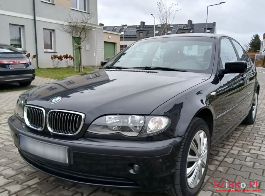 2003' BMW 3 Series 316I photo #1