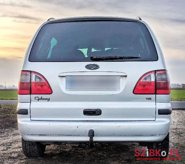 2002' Ford Galaxy photo #2