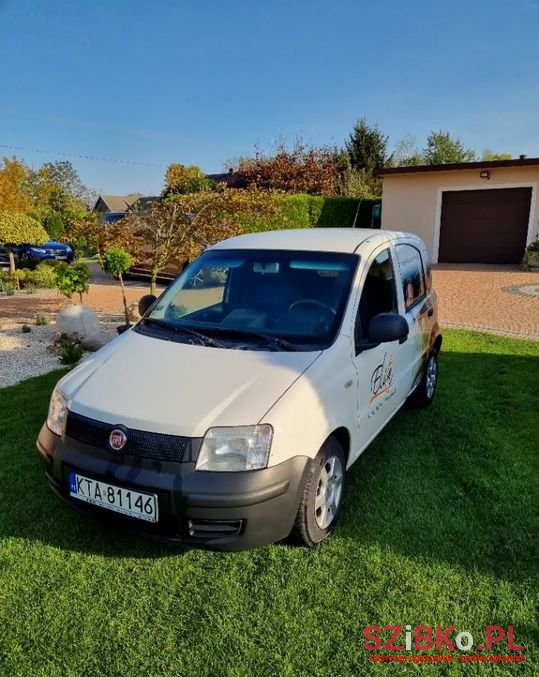 2011' Fiat Panda photo #2