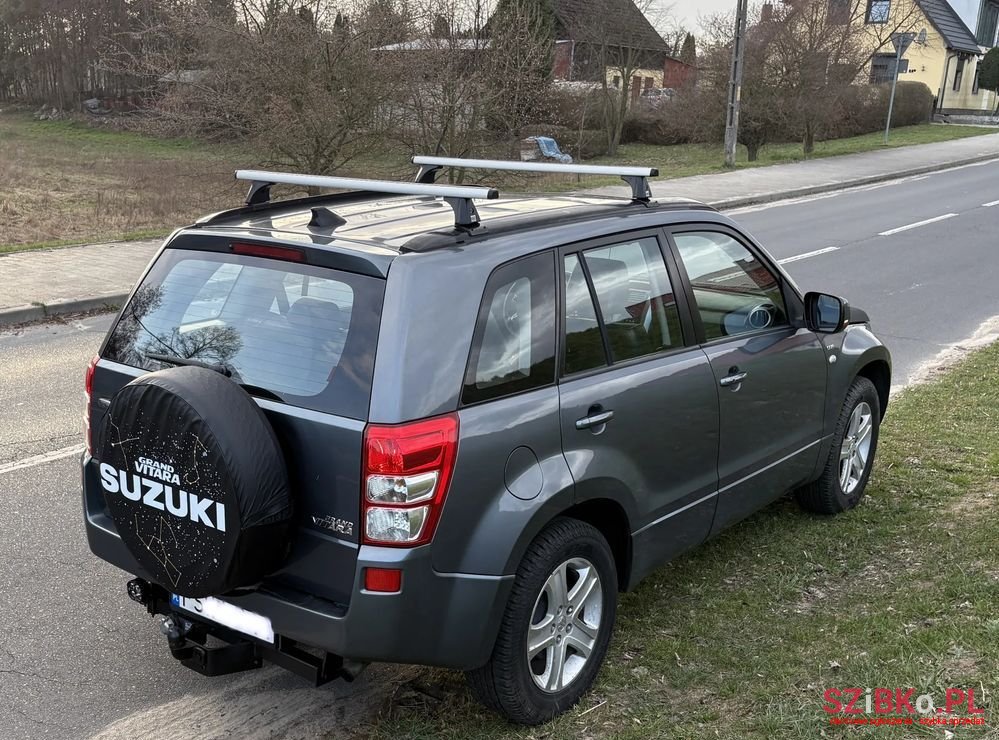 2006' Suzuki Grand Vitara photo #1