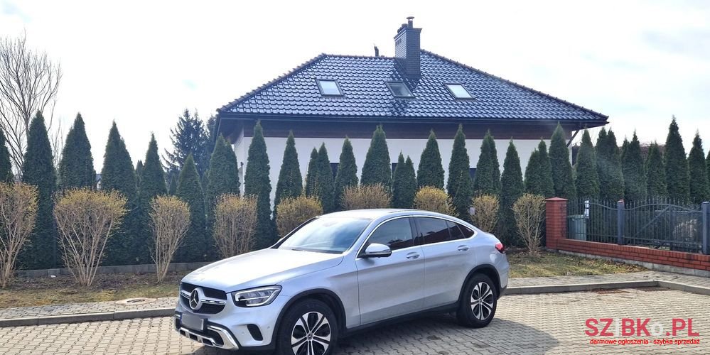 2022' Mercedes-Benz GLC photo #1