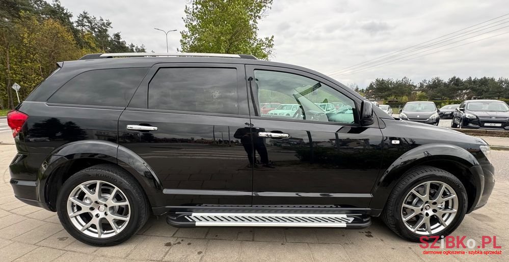 2014' Fiat Freemont photo #4