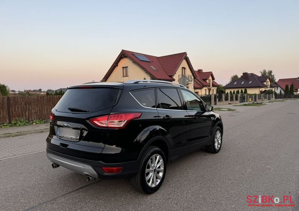 2015' Ford Kuga 2.0 Tdci 2X4 Titanium photo #3