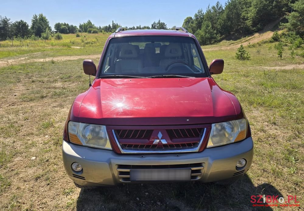 2003' Mitsubishi Montero 3.8 Limited photo #3