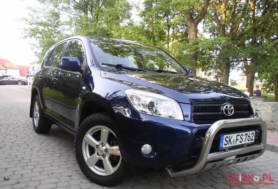 2007' Toyota RAV4 photo #5