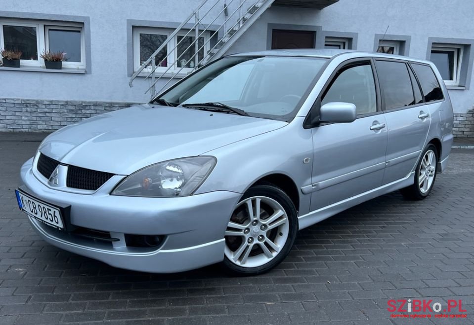 2008' Mitsubishi Lancer photo #2