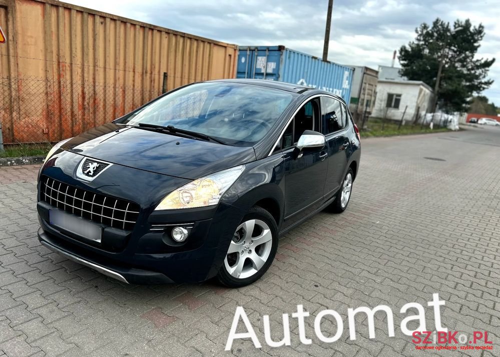 2011' Peugeot 3008 1.6 Hdi Premium photo #1