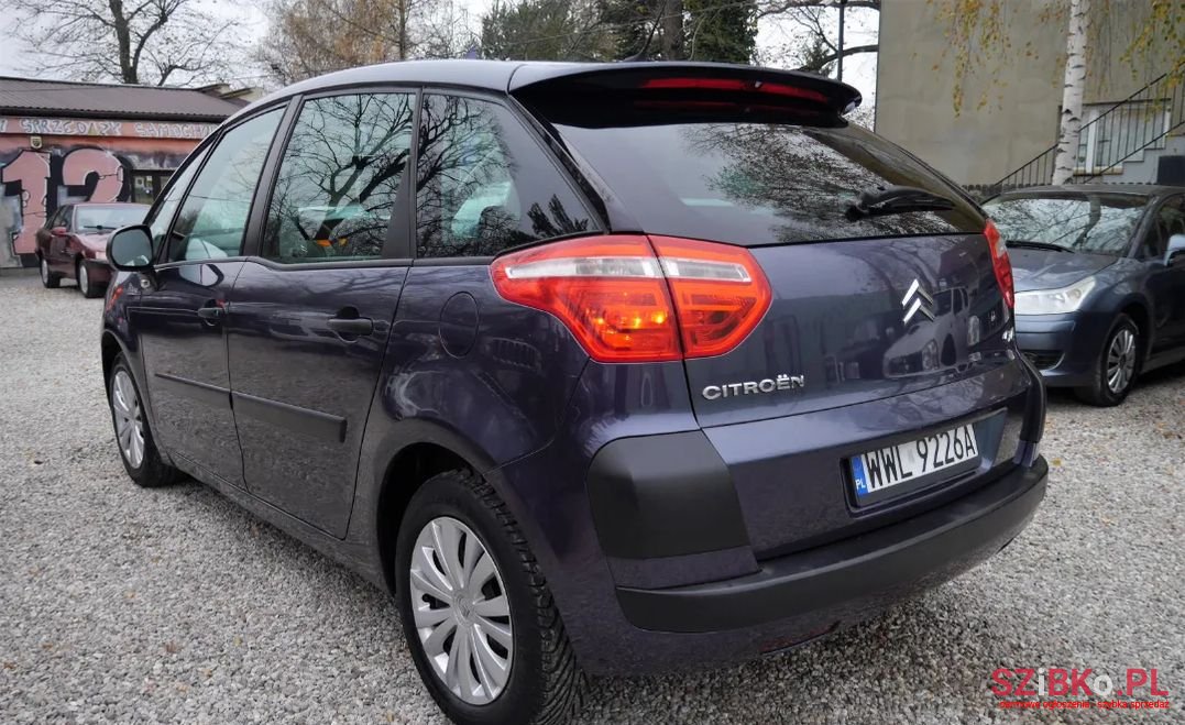 2008' Citroen C4 Picasso photo #4
