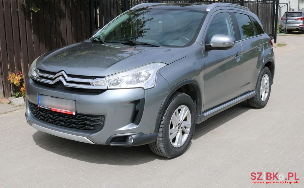 2014' Citroen C4 Aircross photo #4