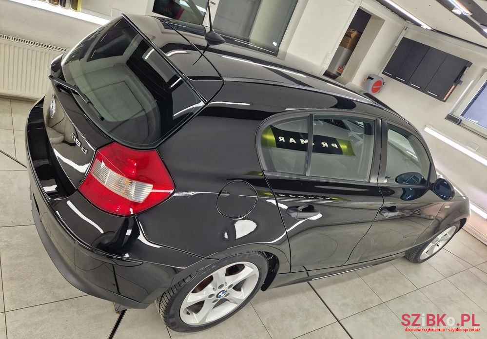 2006' BMW 1 Series 118D photo #4
