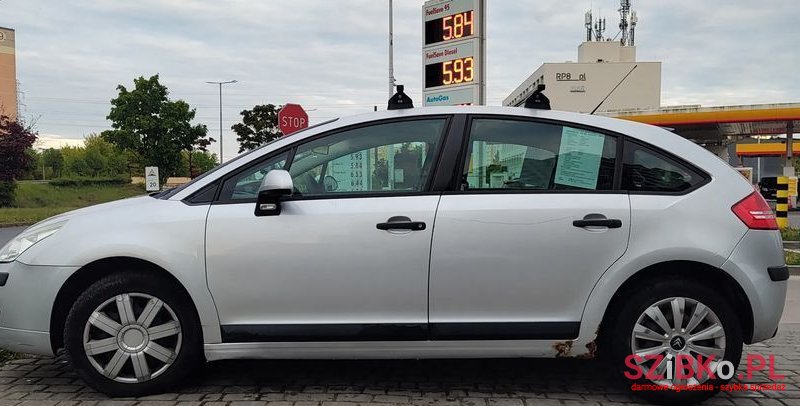 2007' Citroen C4 1.6 16V Sx photo #2