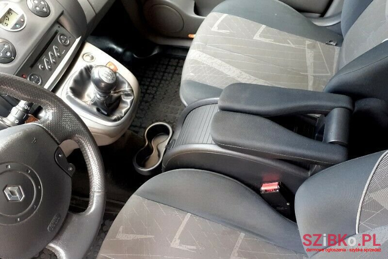 2005' Renault Scenic photo #3