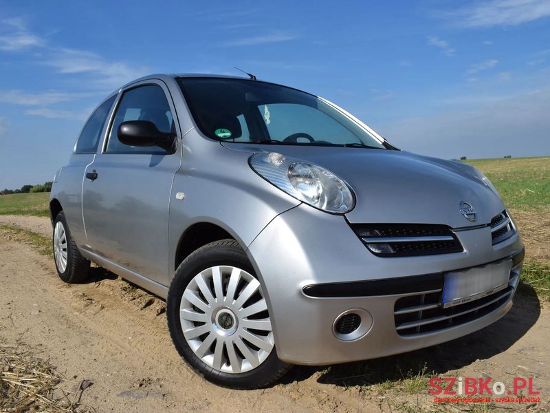 2005' Nissan Micra photo #2