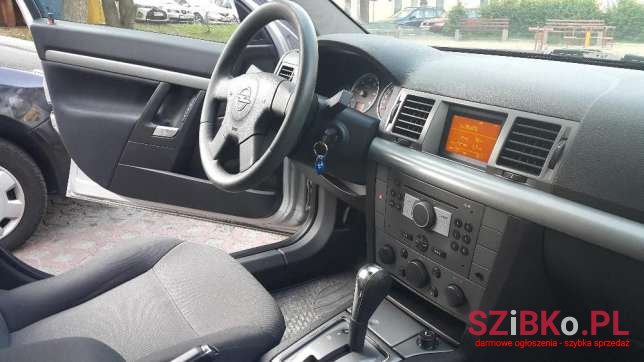 2004' Opel Vectra photo #2