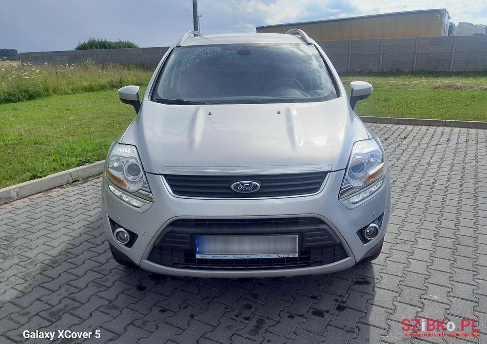 2012' Ford Kuga photo #2