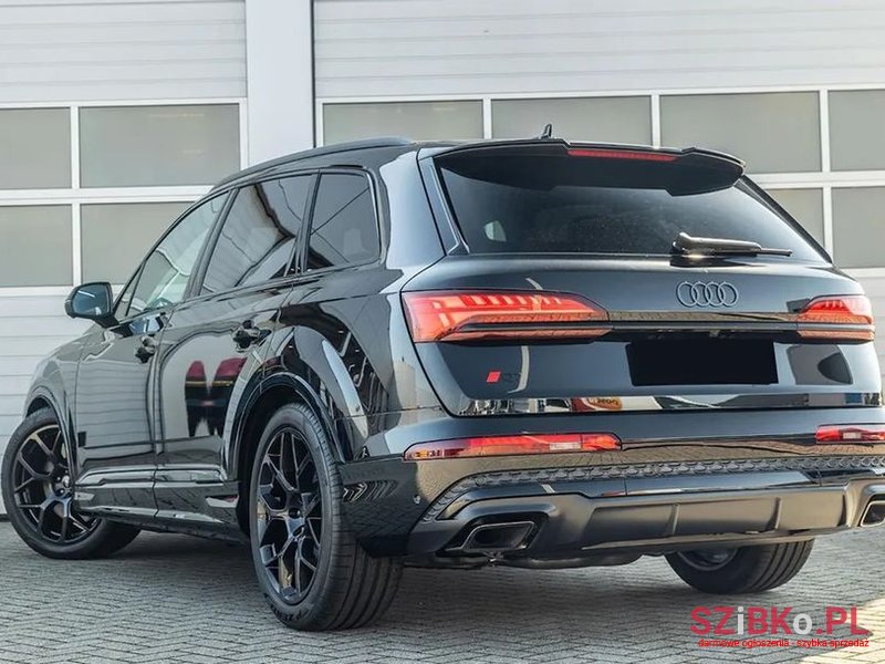 2024' Audi Q7 photo #3