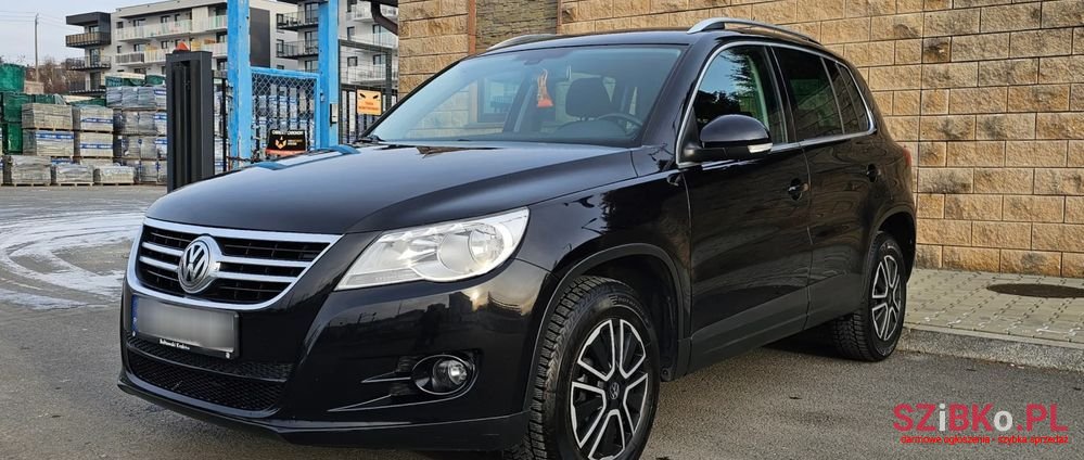 2007' Volkswagen Tiguan photo #2