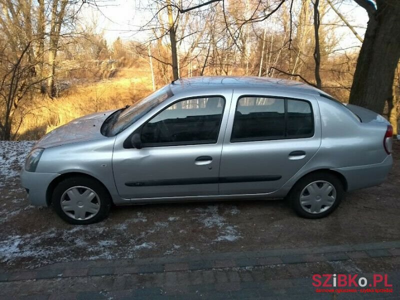 2008' Renault Thalia photo #1