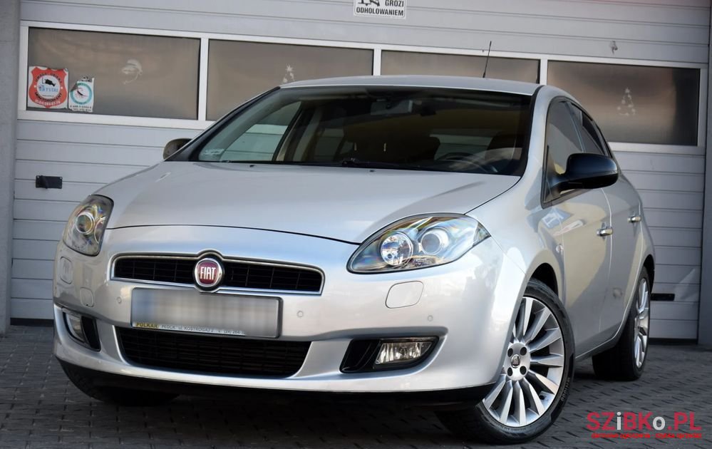 2012' Fiat Bravo photo #1