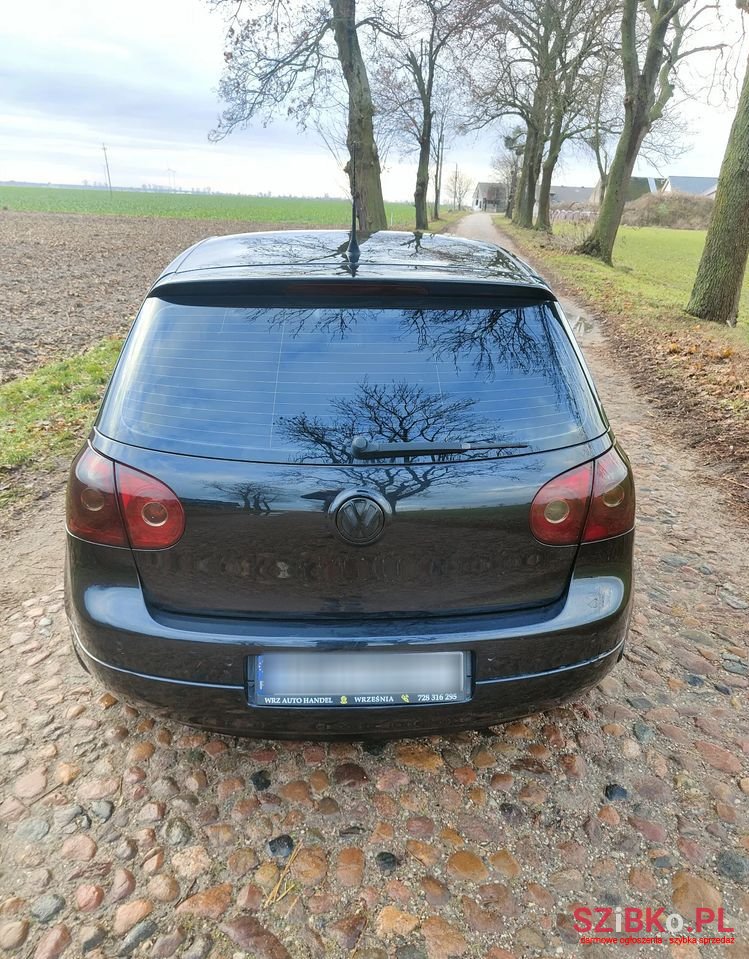 2008' Volkswagen Golf photo #6