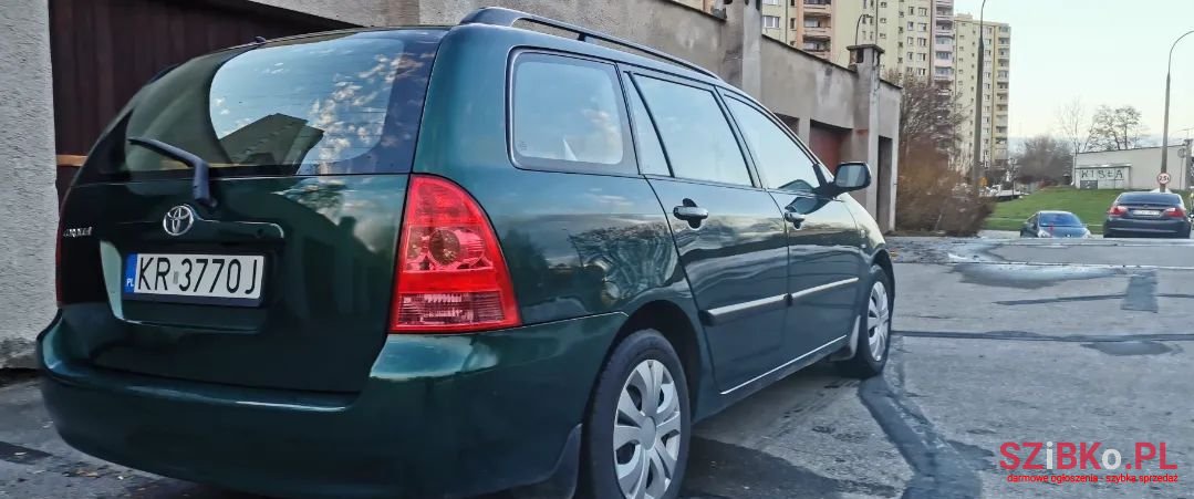 2004' Toyota Corolla photo #5