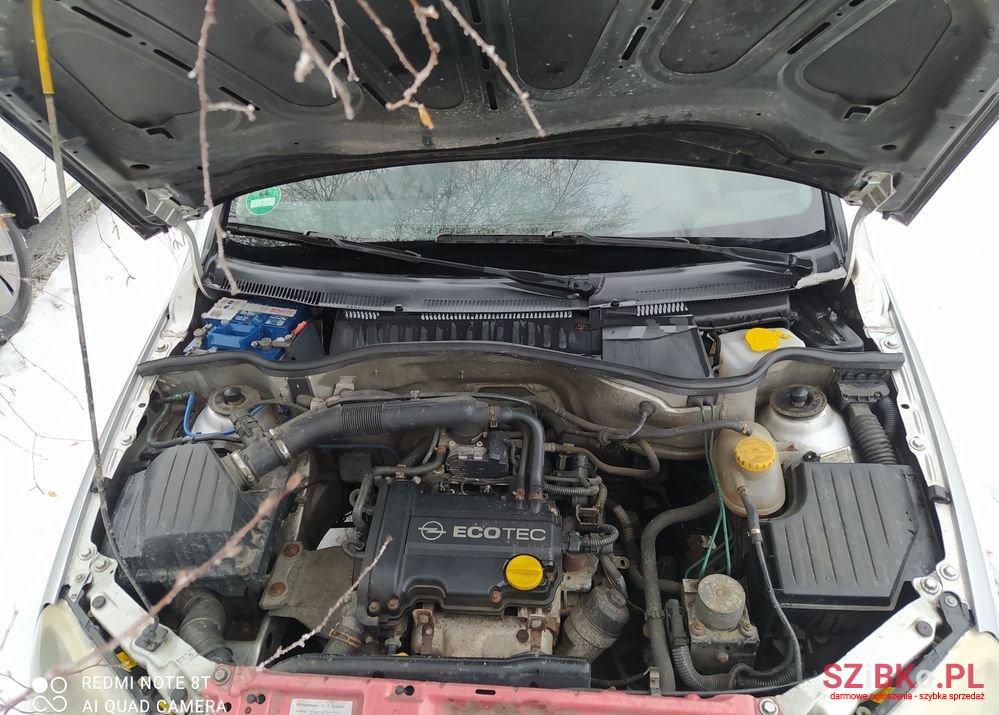 2003' Opel Corsa 1.0 12V Cosmo photo #2