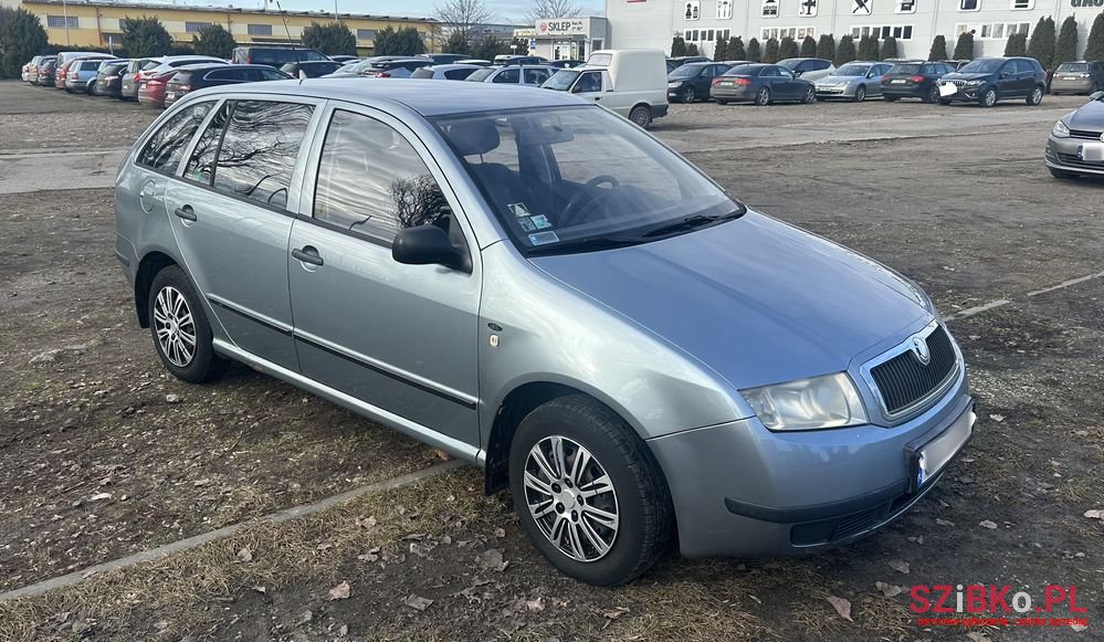 2004' Skoda Fabia 1.4 16V Elegance photo #5