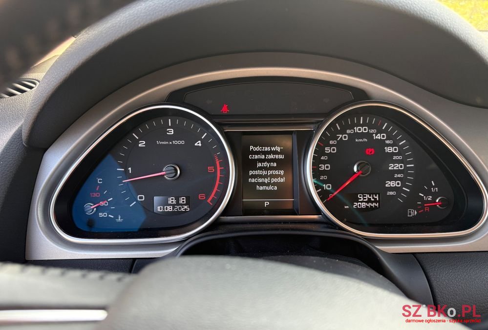 2014' Audi Q7 photo #2