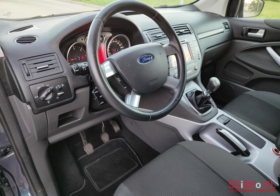 2012' Ford Kuga photo #6