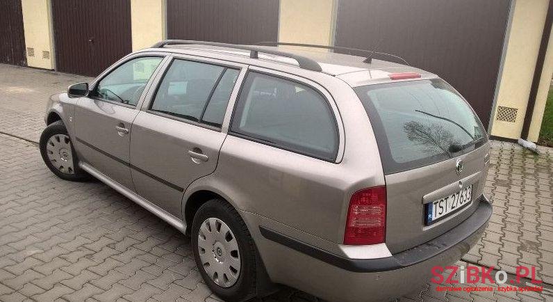 2006' Skoda Octavia photo #2
