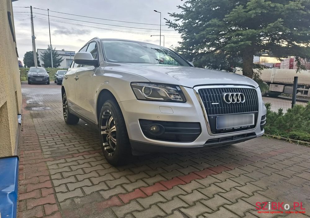 2010' Audi Q5 2.0 Tdi Quattro photo #4