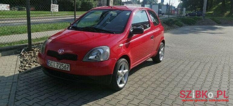 2001' Toyota Yaris photo #1