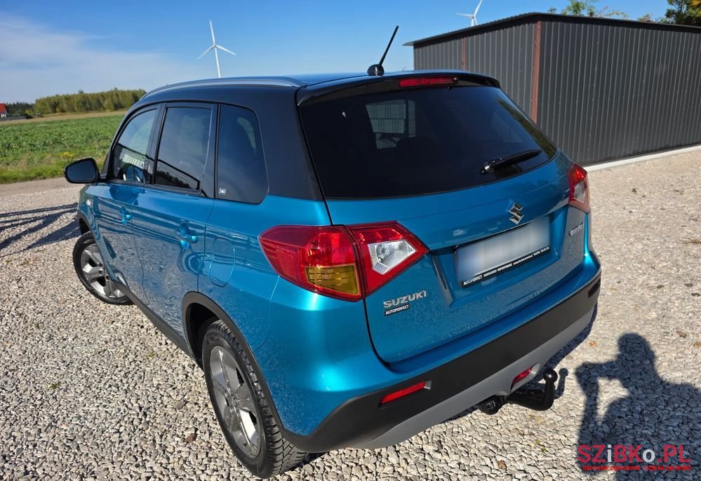 2015' Suzuki Vitara 1.6 (4X2) Comfort+ photo #5