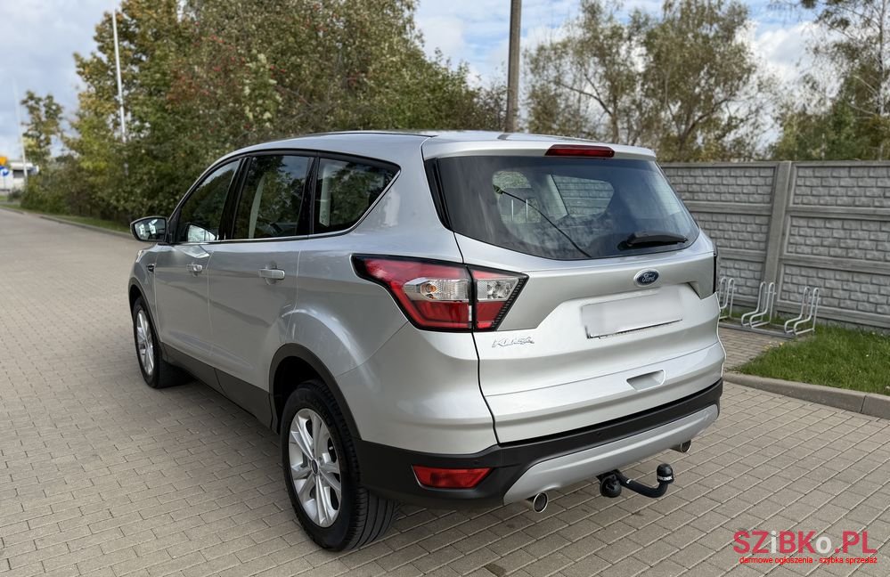 2017' Ford Kuga 2.0 Tdci 2X4 Titanium photo #6