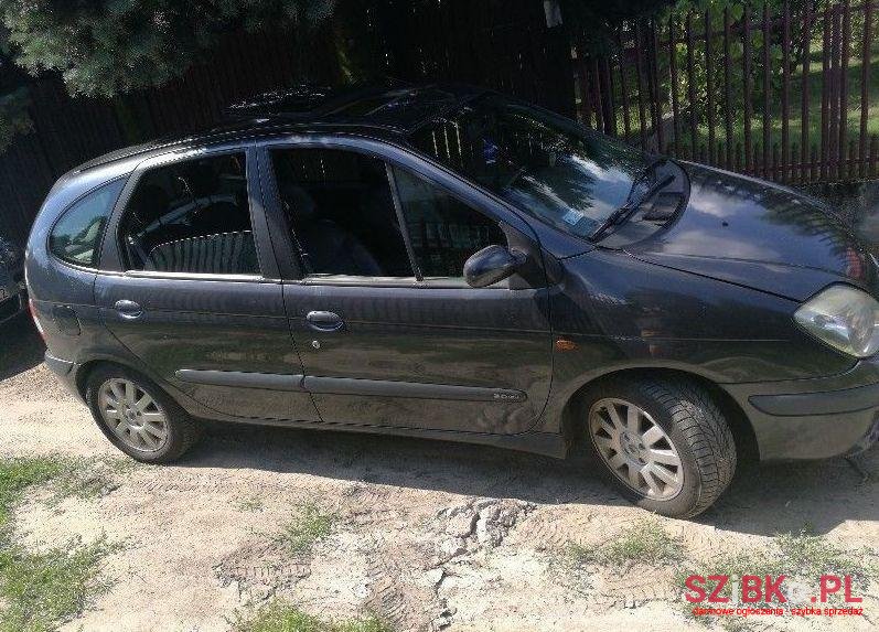 2001' Renault Scenic photo #1