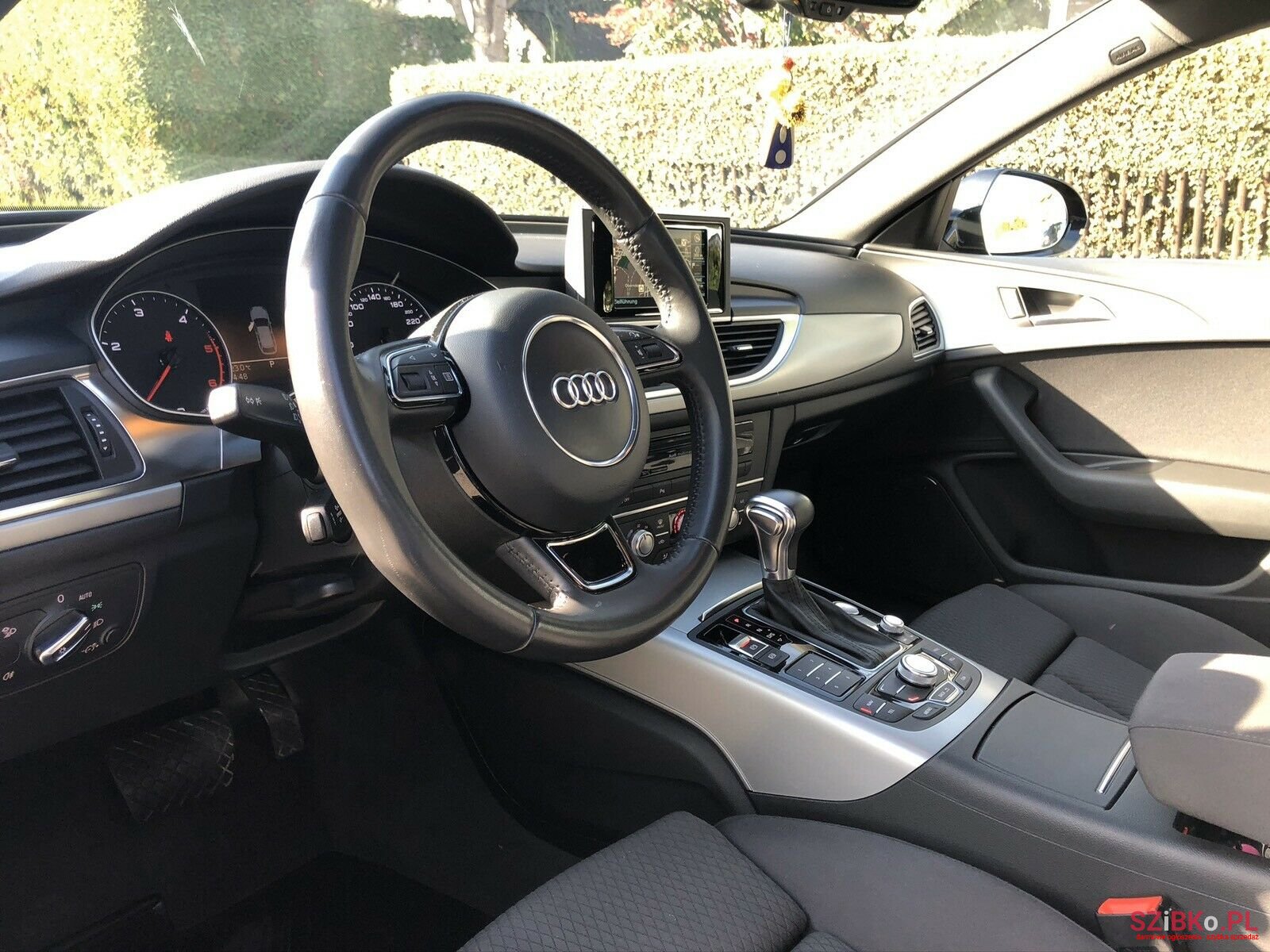 2013' Audi A6 photo #4