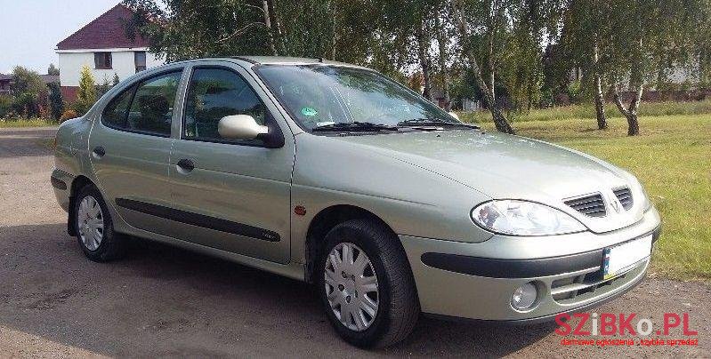 2002' Renault Megane photo #1