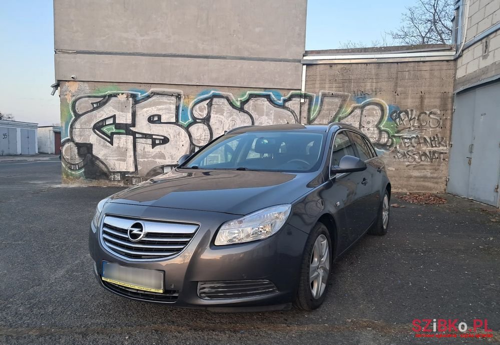2011' Opel Insignia 2.0 Cdti Sport photo #1