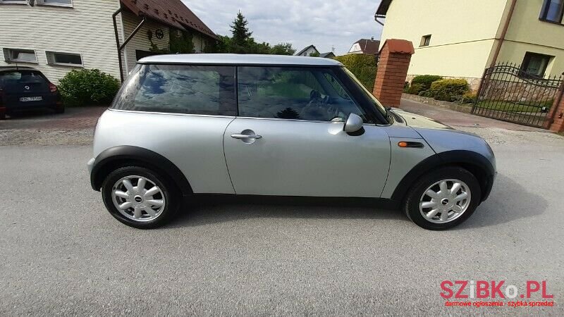 2002' MINI One photo #6