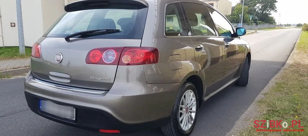 2008' Fiat Croma photo #5