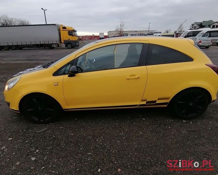 2010' Opel Corsa 1.4 16V Color Edition photo #2