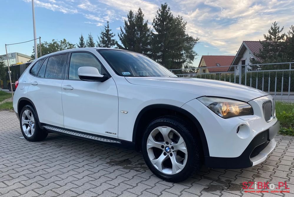 2012' BMW X1 Xdrive20I photo #2