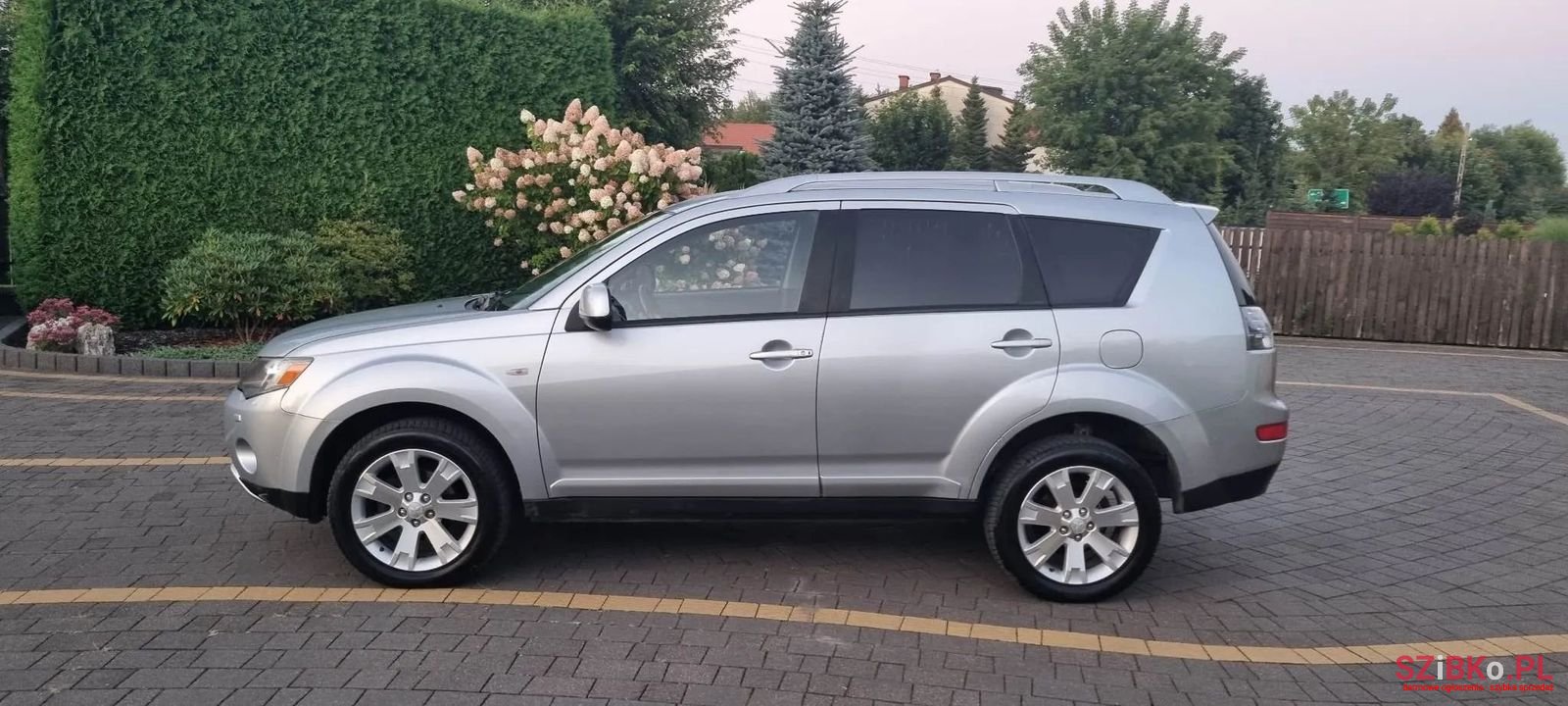 2007' Mitsubishi Outlander photo #5