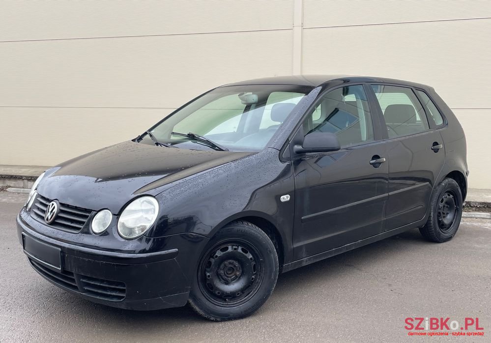 2005' Volkswagen Polo photo #5