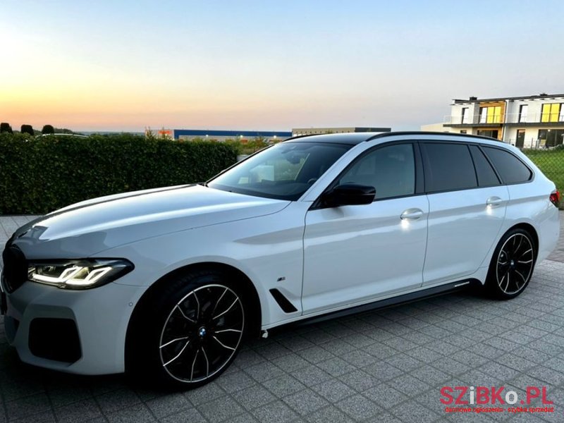 2021' BMW Seria 5 photo #4