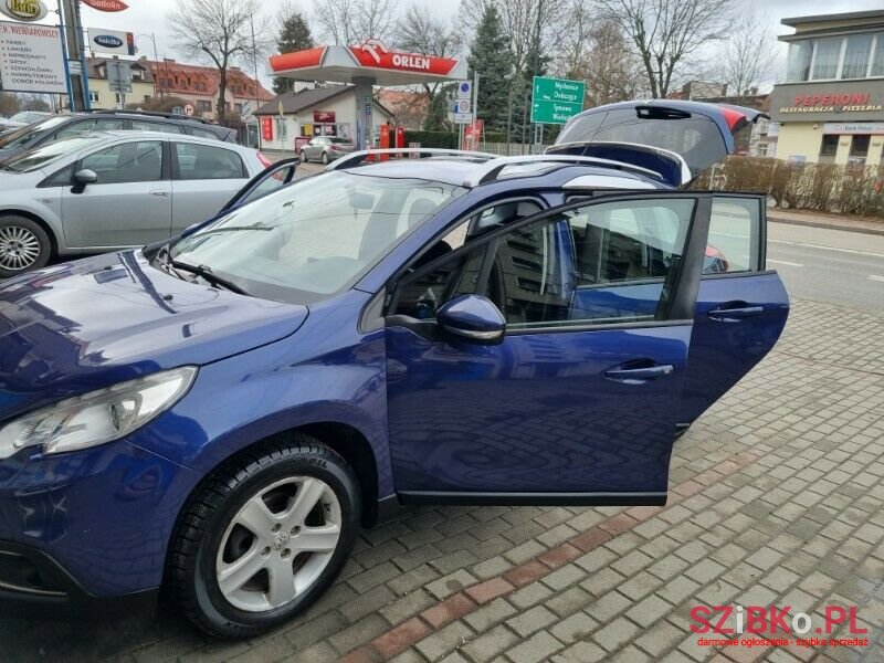 2013' Peugeot 2008 photo #4