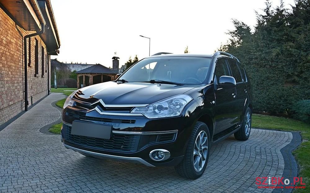 2009' Citroen C-Crosser photo #4